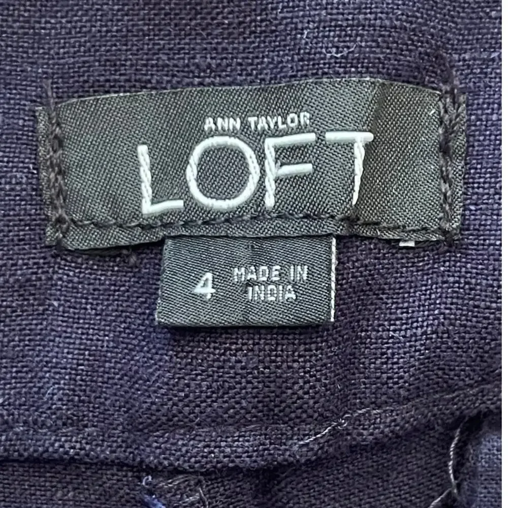 LOFT Riviera Floral Embroidered Navy Chino Shorts - Size‎ 4